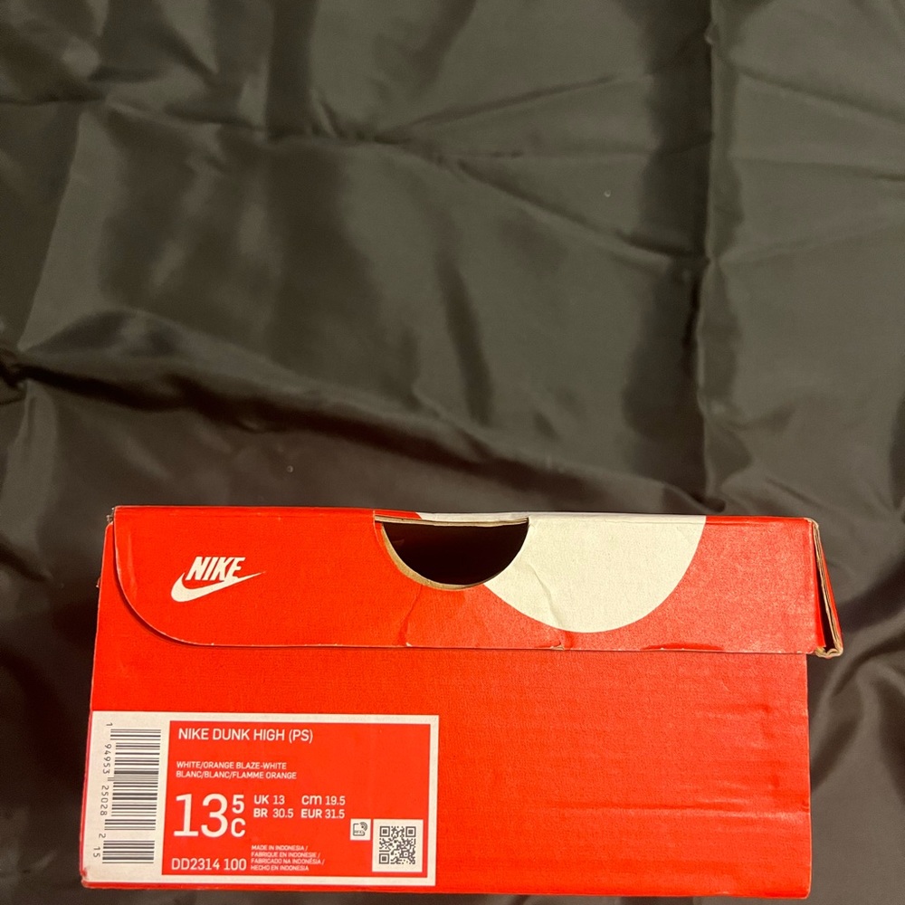 Nike Dunk High - Picture 5 of 5